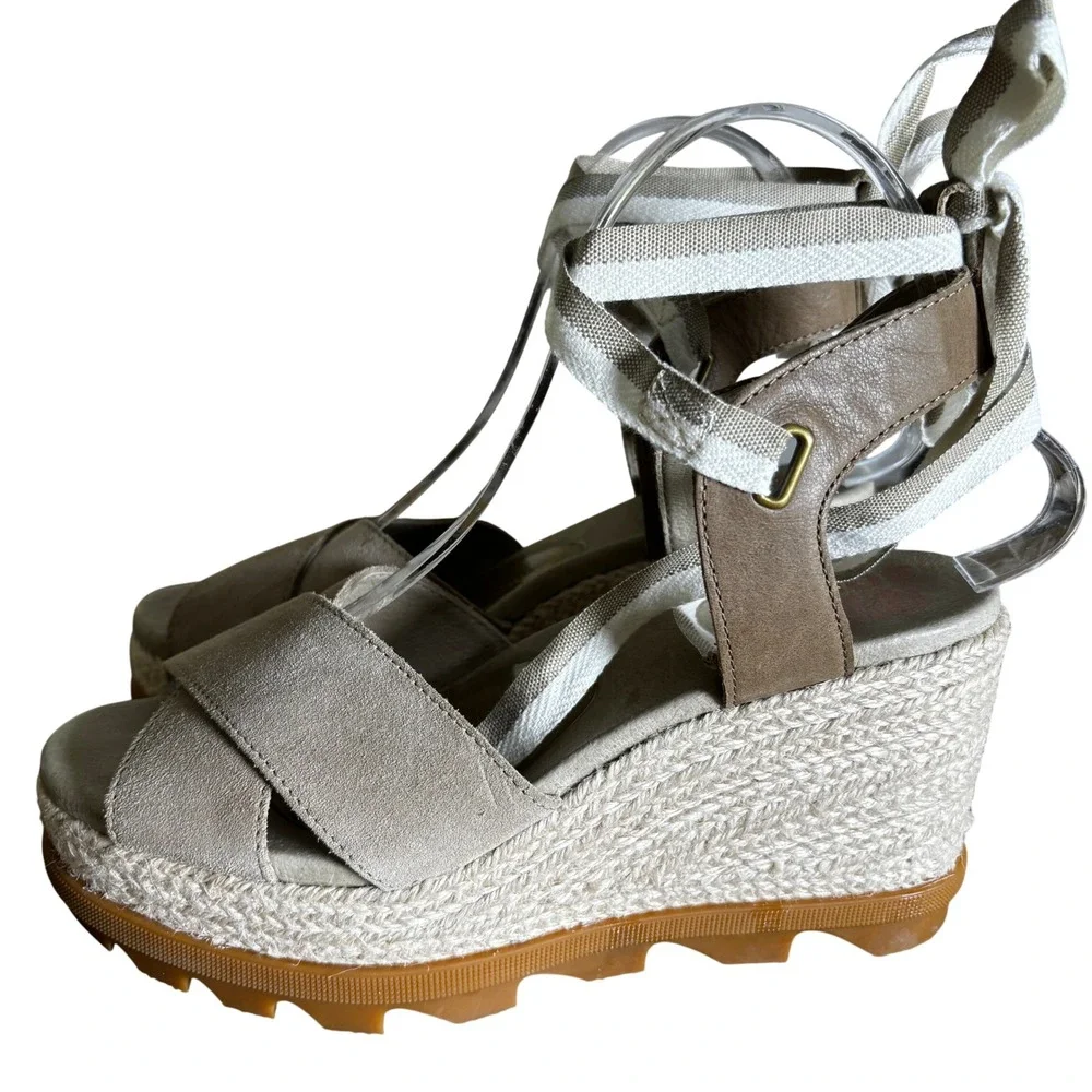 Sorel Size 8.5 Wedge Espadrille Sandals‎ Tan Suede Lace Up Platform Boho Sole